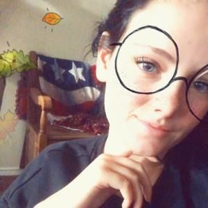 Meet your Posher, Leigha